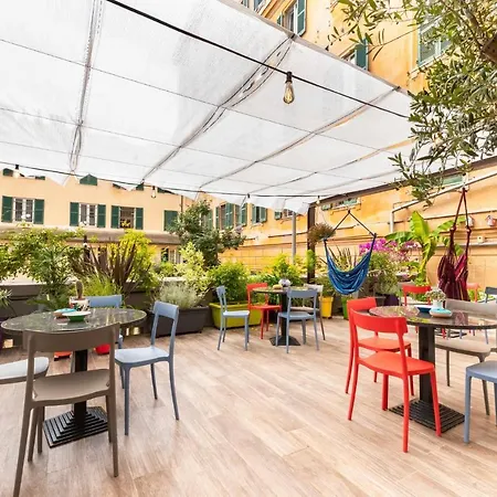 Britannia Hotel 3*